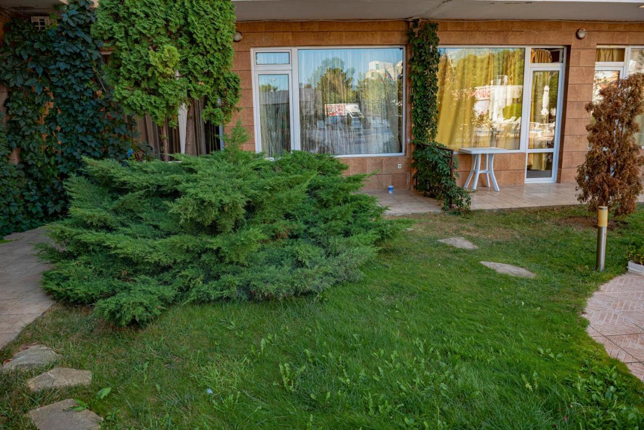 Sunny Day 1 - Menada Apartments Сонячний Берег Екстер'єр фото