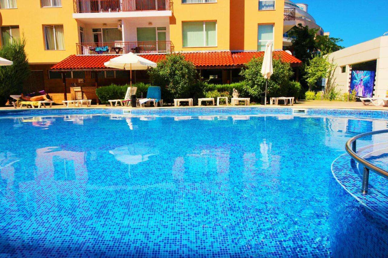 Sunny Day 1 - Menada Apartments Сонячний Берег Екстер'єр фото